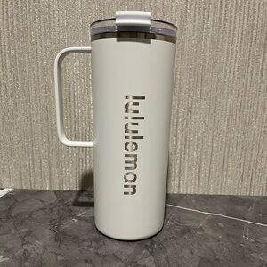 Lululemon insulated mug 20oz